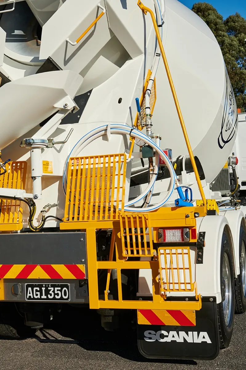 Pedestal and ladder detail of a Cesco mixer on a Scania chassis